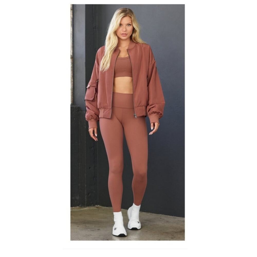 NEW ALO YOGA It Girl Bomber Jacket In Chestnut Size Small - Picture 3 of 15